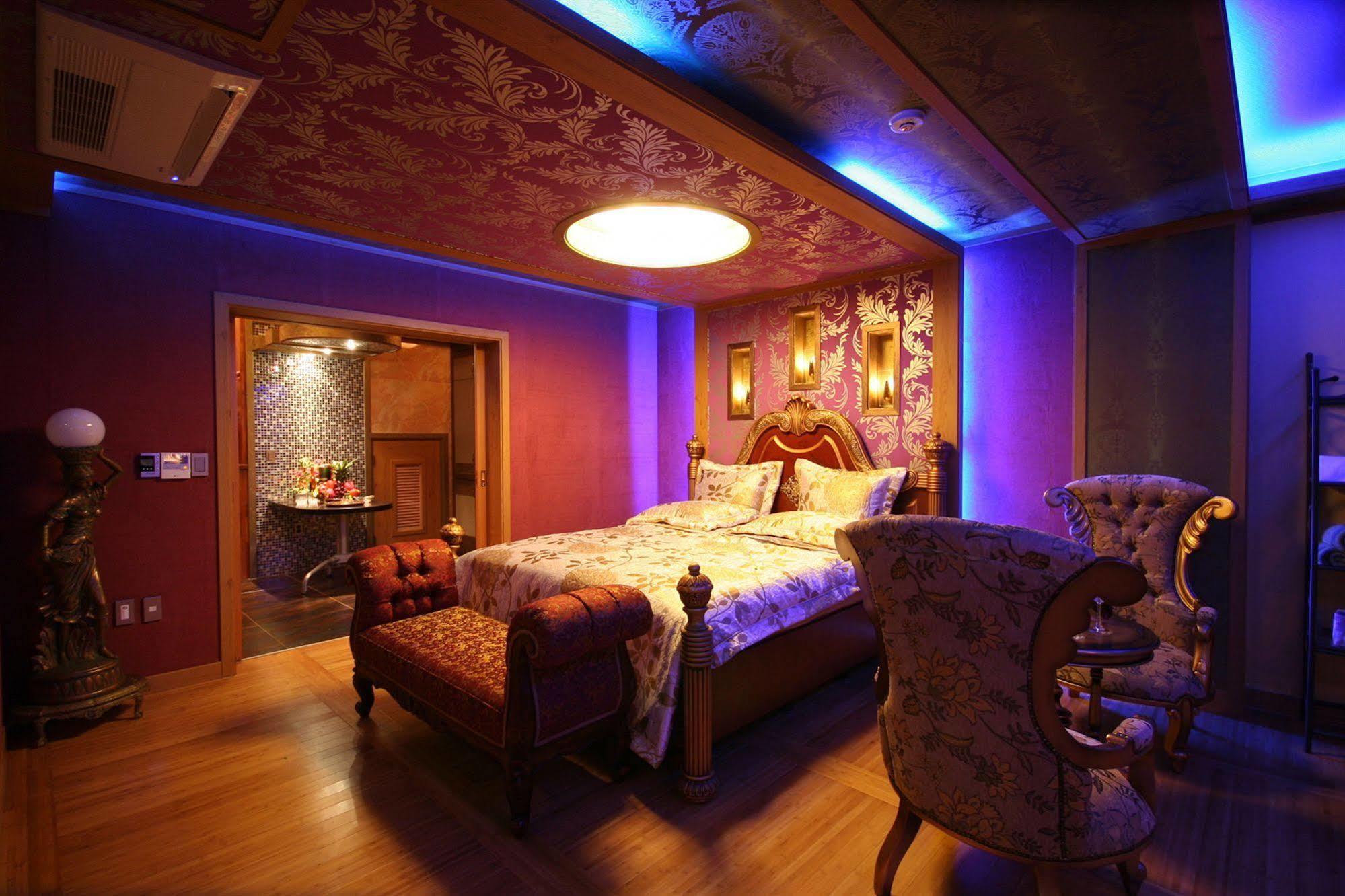 ปาล์ม แวลเลย์ รีสอร์ต Hotel ซอกวีโพ ภายนอก รูปภาพ