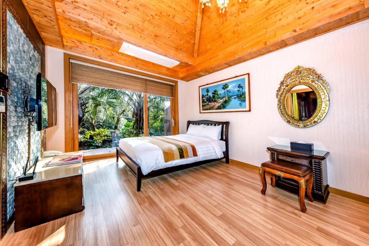 ปาล์ม แวลเลย์ รีสอร์ต Hotel ซอกวีโพ ภายนอก รูปภาพ